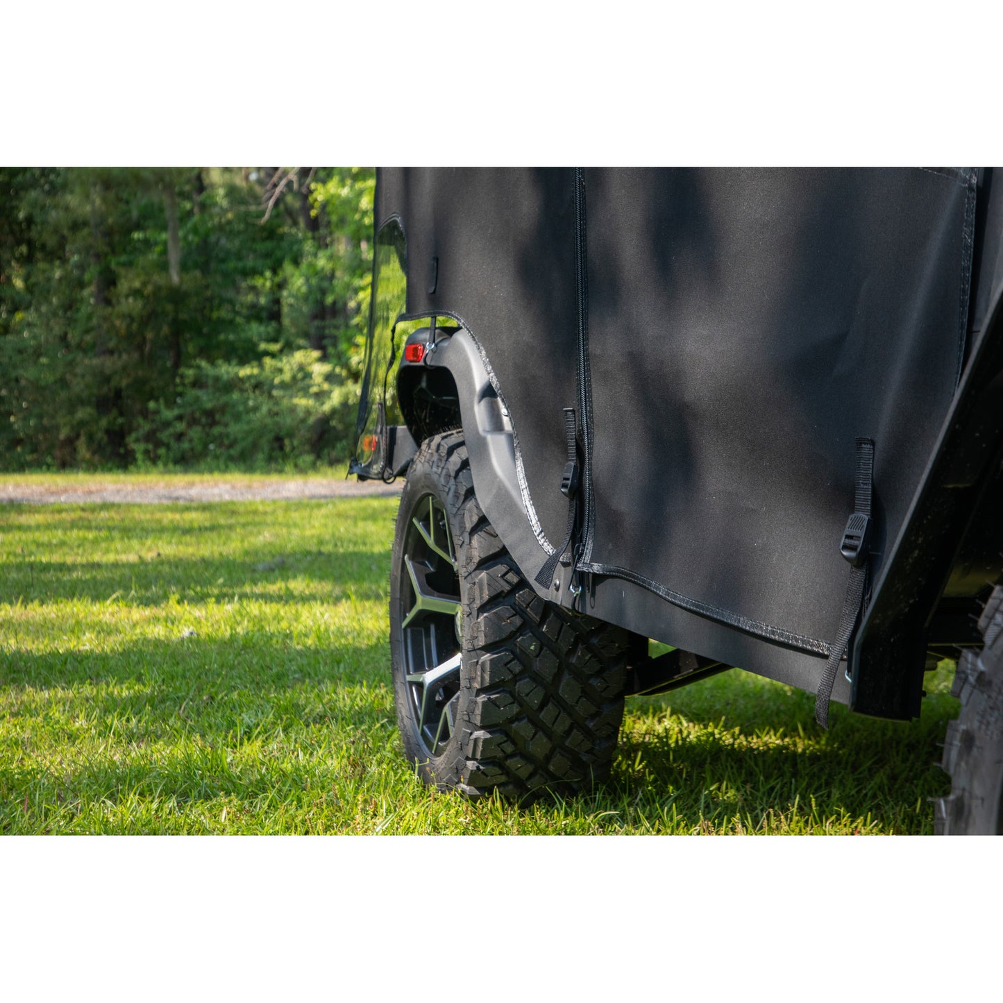 RedDot Denago Nomad XL 2+2 Black 3-Sided Track Style Enclosure & Valance
