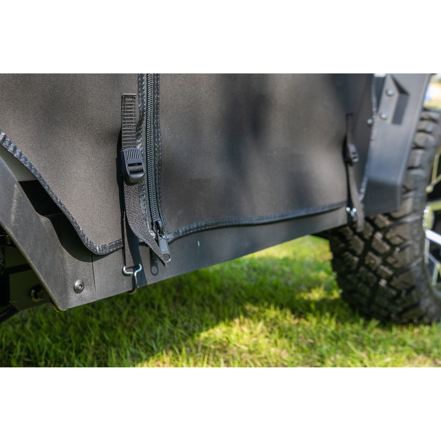 RedDot Denago Nomad XL 2+2 Linen 3-Sided Track Style Enclosure & Valance