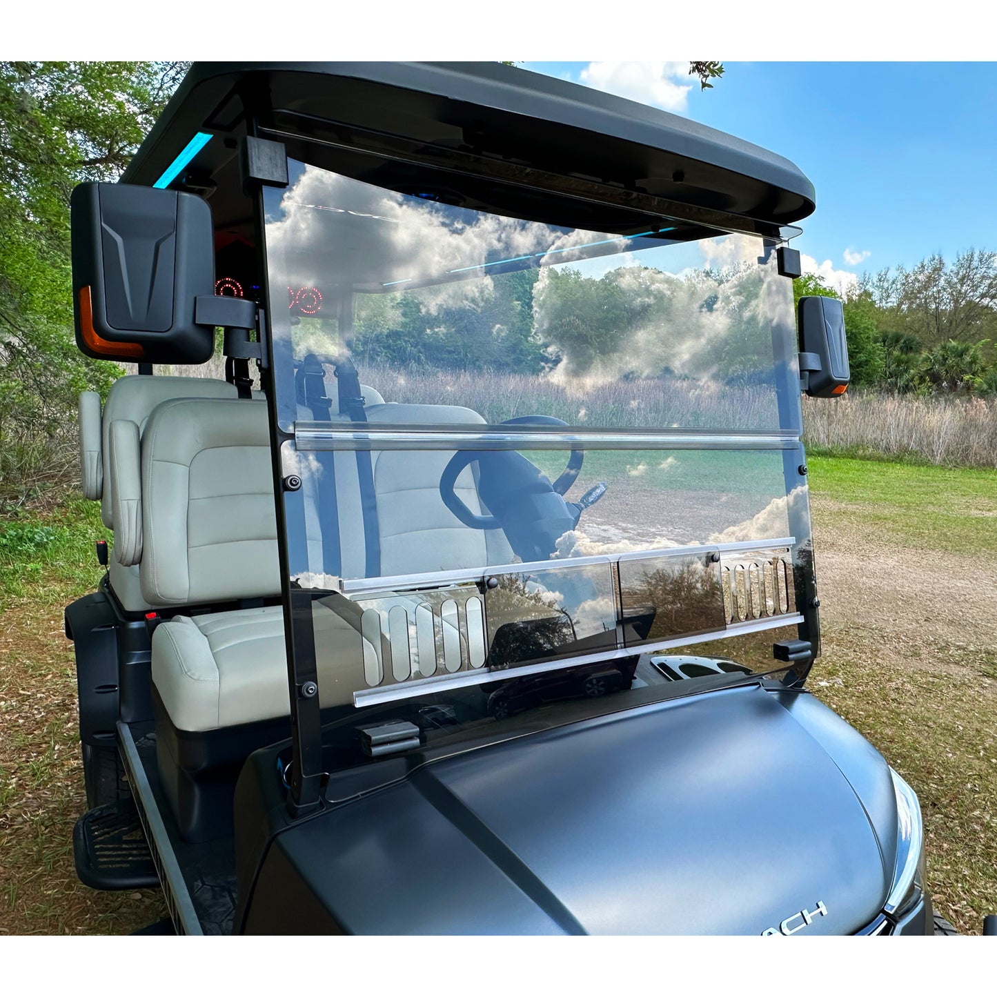 RedDot DACH Apollo Clear Vented Folding Windshield (Years 2025-Up)